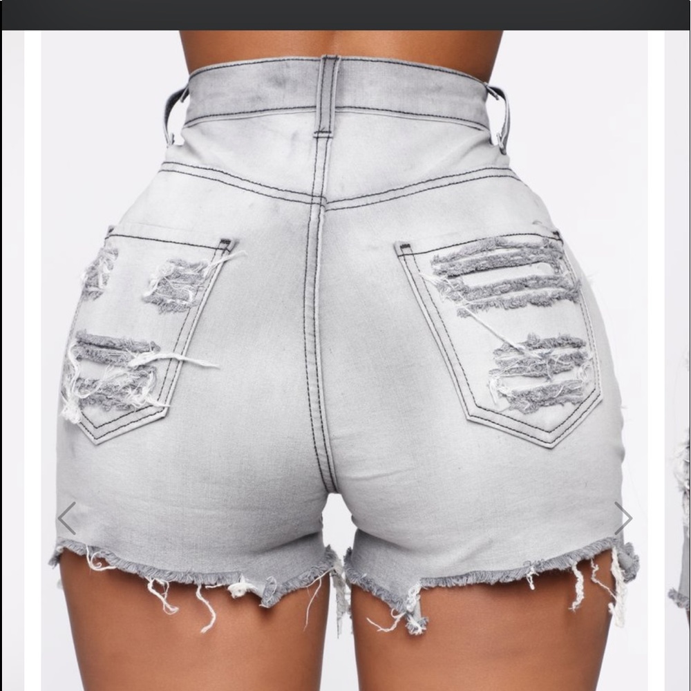 Distressed shorts  🤍